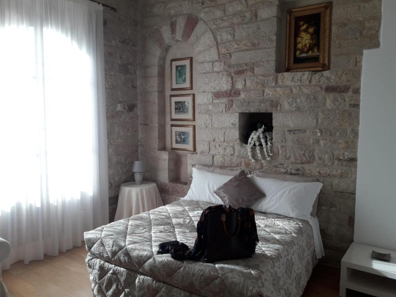 Suite Assisi Eksteriør billede
